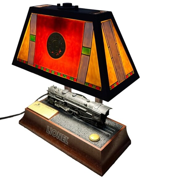 Lionel Train Animated Hudson 700E Locomotive Table Lamp Lights Motion Sound - Picture 6 of 6